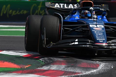 „Williams“ bolidas su tarpinėmis padangomis 2022 m. Britanijos Grand Prix