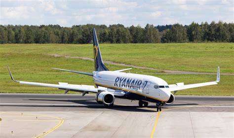 „Ryanair“ lėktuvas oro uoste