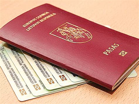 Lietuvoje vairuojančio asmens dokumentai ir jų patikrinimas