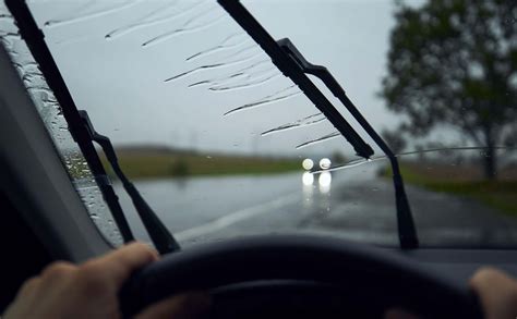 Lietaus jutiklio vieta automobilyje