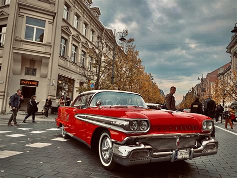 Teminė nuotrauka: Amerikietiškų automobilių įvairovė