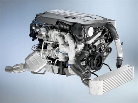 BMW M57 variklio schema su pažymėtu alkūninio veleno skriemuliu