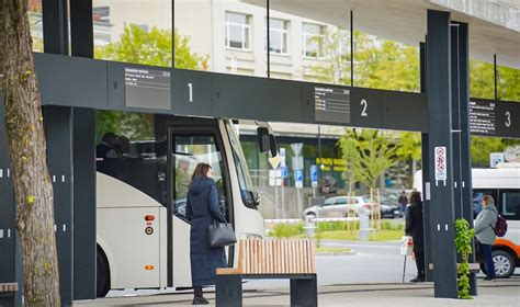 Autobusų stoties tvarkaraščio lenta Joniškyje