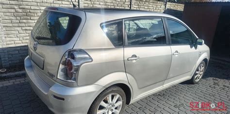 Toyota Verso 2.0 D-4D Sol 7os išorės nuotrauka su matmenų indikatoriais