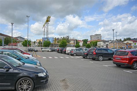 Teminė nuotrauka: automobilių aikštelė Kretingoje