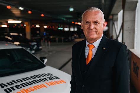Paveikslėlis, iliustruojantis automobilių prenumeratos procesą