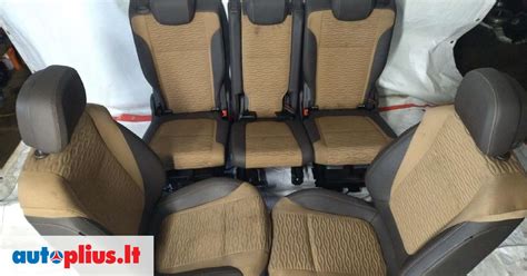 Opel Zafira salono kilimėlių pavyzdys