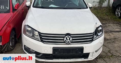 Įvairių VW Passat dalių, pvz., oro kondicionieriaus siurblio, nuotrauka