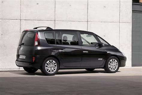 Infografika: Renault Espace IV variklių palyginimas (1.9 dCi vs 2.2 dCi)
