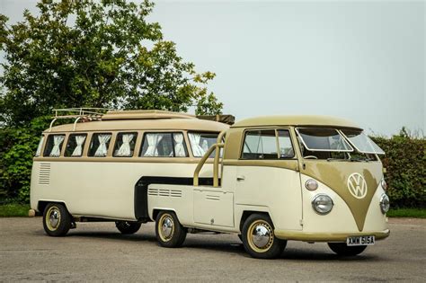 Volkswagen Type 2 istorinė nuotrauka