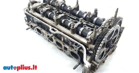 Honda Accord variklio skyriaus nuotrauka