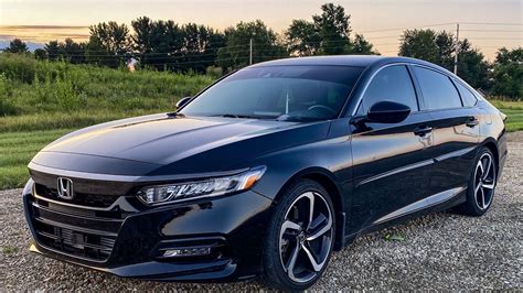 Honda Accord interjero nuotrauka