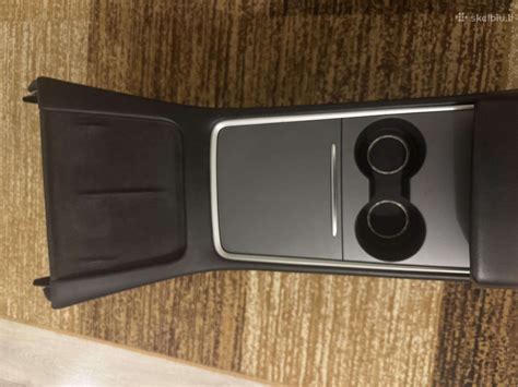 Volvo S40 minimalistinis interjeras ir centrinė konsolė