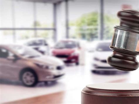 Schematiška nuotrauka: dokumentų tvarkymas parduodant automobilį