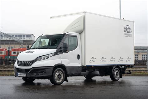 IVECO Daily elektrinio mikroautobuso savybės ir privalumai