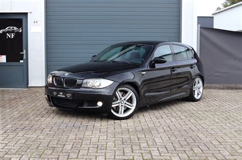 BMW 1 serijos (E87) automobilio priekinės dalies nuotrauka