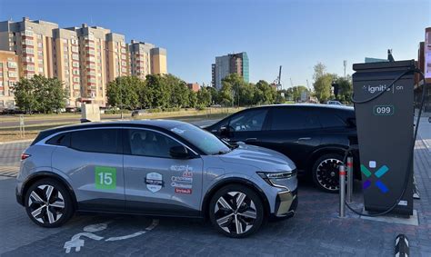 Elektrinio limuzino įkrovimo stotelė ir dizainas