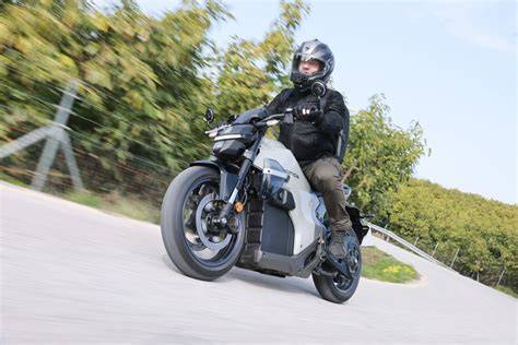 Elektrinis motorolėtojas ir būsimas WN7 vizualizacija