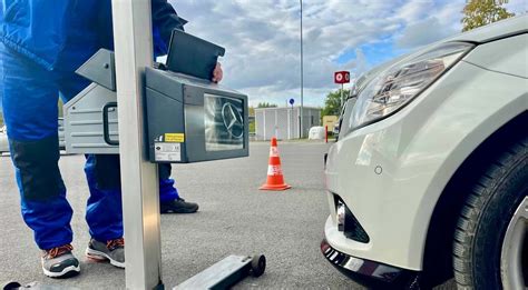 Automobilių patikros procesas servise