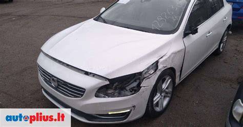 Gvatybės iliustracija: Volvo S60 veidrodėlių dalys ir jų įranga