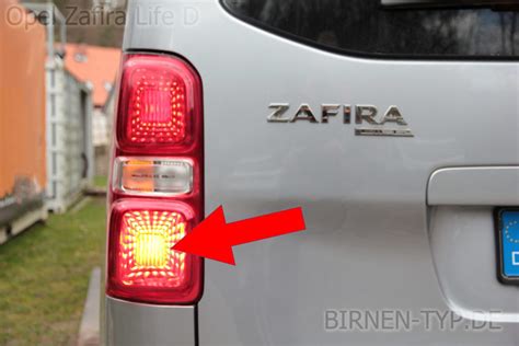 Opel Zafira galinių LED žibintų nuotrauka