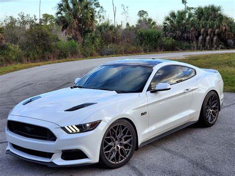 Ford Mustang S550 nuotrauka