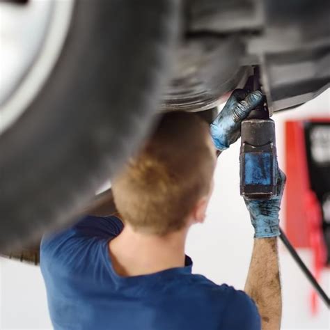 automobilio remontas, stabdžių patikra, serviso įrankiai