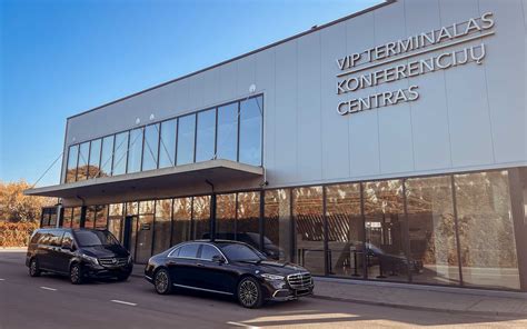 Tematinė nuotrauka: švarus automobilio salonas