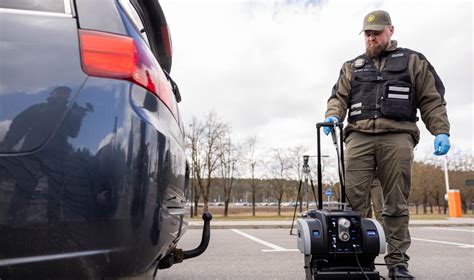 Infografika: pasekmės už aplinkos taršos normas viršijančius automobilius