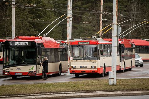 Teminė nuotrauka apie viešąjį transportą