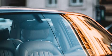 Infografika: dažniausios automobilio stiklo pažeidimų priežastys