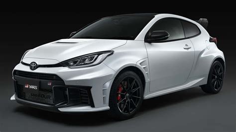 Toyota Yaris 2011 m. saugiklių dėžutės po prietaisų skydeliu A tipo schema