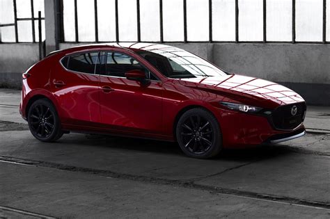 Mazda 3 interjero nuotrauka