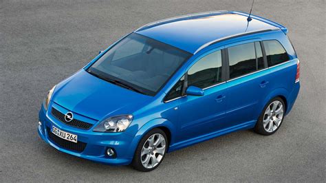 Opel Zafira OPC versijos variklio skyriaus schema
