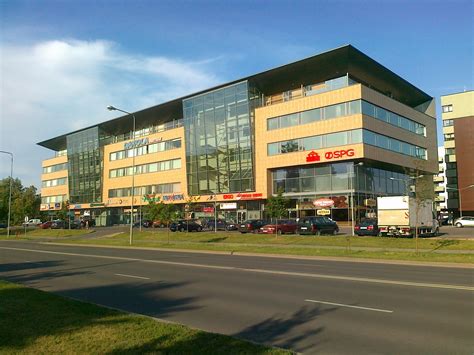 Autodalių parduotuvės 