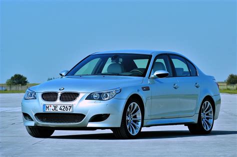 BMW M5 (E60) nuotrauka