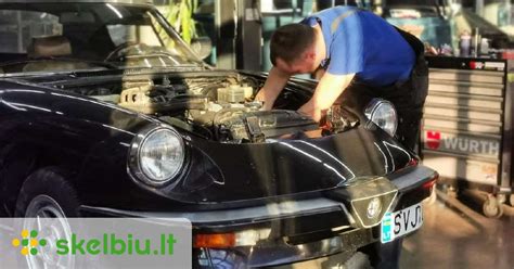Automechaniko darbas dirbtuvėse