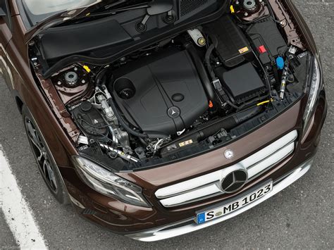 Patikrintas Mercedes-Benz variklis po aptarnavimo