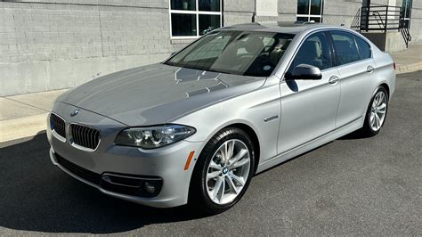 BMW 535i variklio skyrius