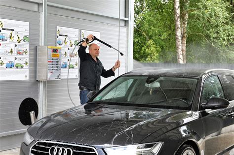 automobilio skalavimas distiliuotu vandeniu