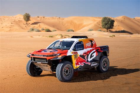 Toyota Hilux Benediktas Vanagas Edition nuotrauka