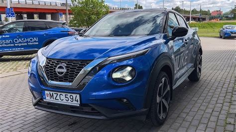 Nissan salono eksterjeras ir interjeras