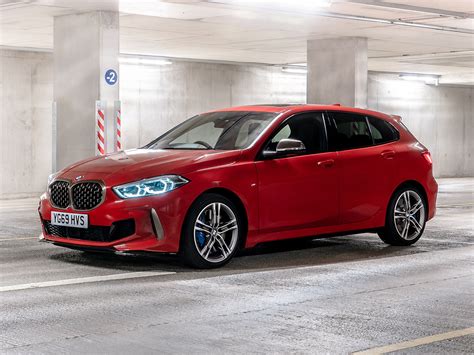 Lentelė: geriausiai parduodami automobilių modeliai Norvegijoje 2024 m.