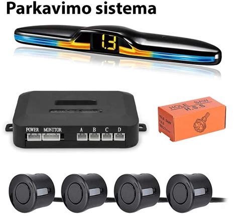 Tematinė nuotrauka su parkavimo davikliais automobilyje