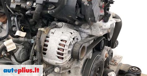 Opel Zafira B variklio skyriaus schema, akcentuojanti degalų sistemą