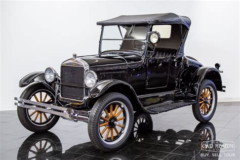 Infografika: „Ford Model T“ gamybos proceso schema su konvejeriu