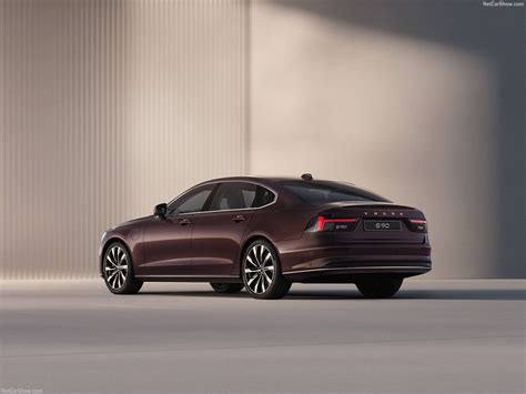 Techninė schema: Volvo S90 dizaino elementai ir matmenys