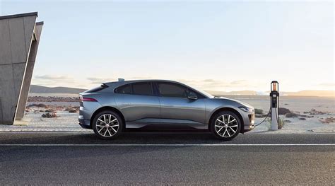 Jaguar I-PACE elektrinis visureigis