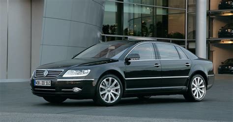 Volkswagen Phaeton priekio ir šono nuotrauka