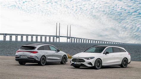 Mercedes-Benz CLS pirmos kartos kėbulo siluetas ir naujesnio modelio priekinės dalies dizainas